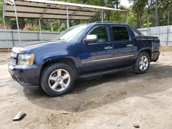  Salvage Chevrolet Avalanche