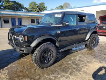  Salvage Ford Bronco