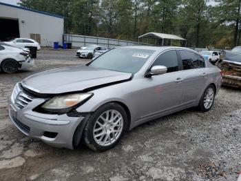  Salvage Hyundai Genesis