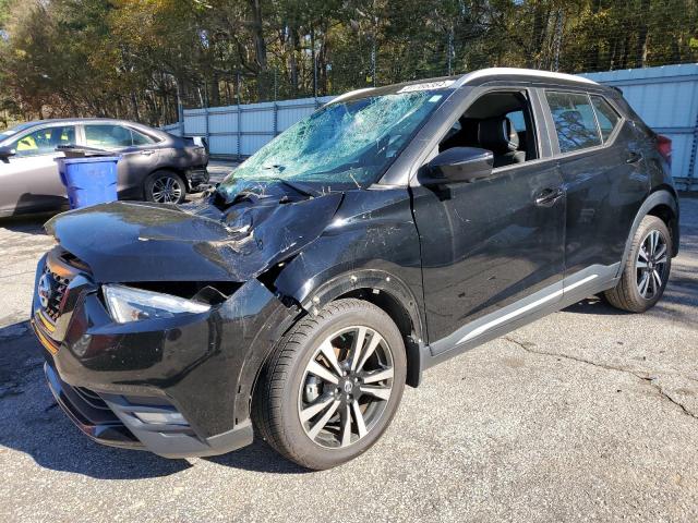  Salvage Nissan Kicks