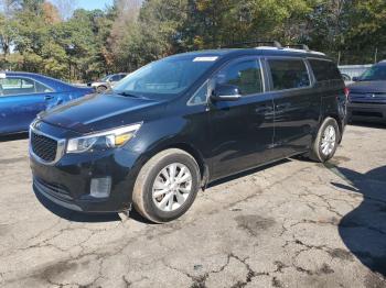  Salvage Kia Sedona