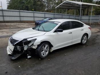  Salvage Nissan Altima