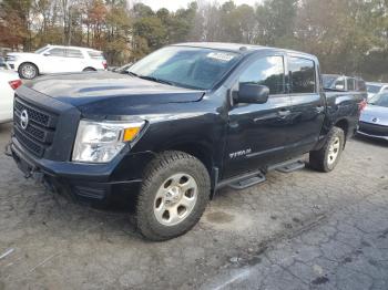  Salvage Nissan Titan