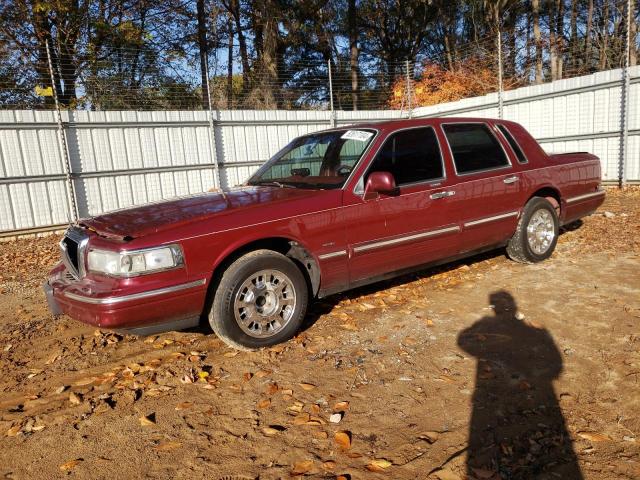  Salvage Lincoln Towncar