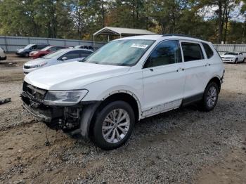  Salvage Volkswagen Tiguan