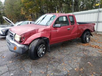  Salvage Toyota Tacoma