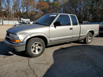  Salvage Chevrolet S-10