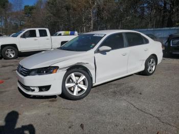  Salvage Volkswagen Passat