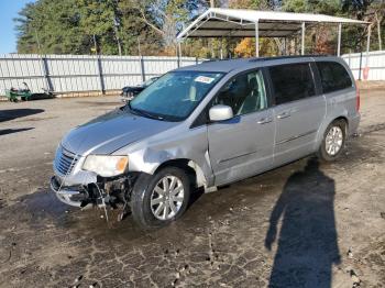  Salvage Chrysler Minivan