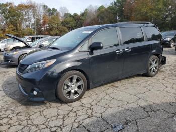  Salvage Toyota Sienna