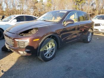  Salvage Porsche Cayenne