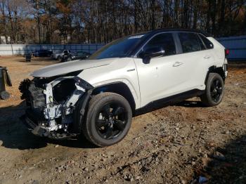  Salvage Toyota RAV4