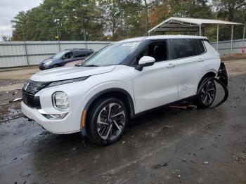  Salvage Mitsubishi Outlander