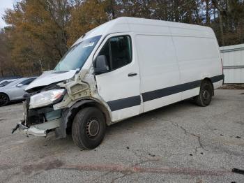  Salvage Mercedes-Benz Sprinter