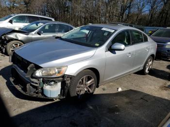  Salvage Volvo S60