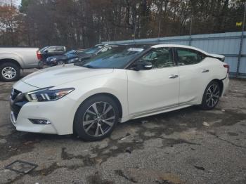  Salvage Nissan Maxima