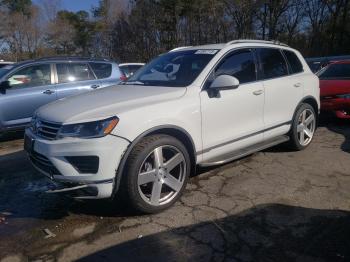  Salvage Volkswagen Touareg