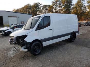  Salvage Mercedes-Benz Sprinter