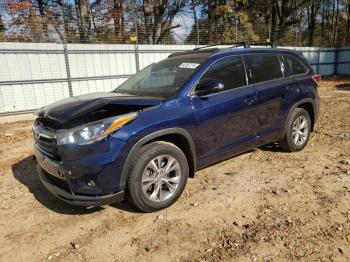  Salvage Toyota Highlander