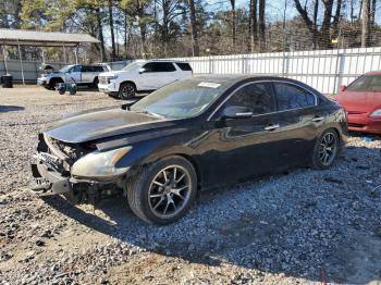  Salvage Nissan Maxima