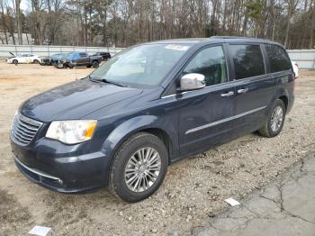  Salvage Chrysler Minivan