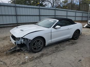  Salvage Ford Mustang