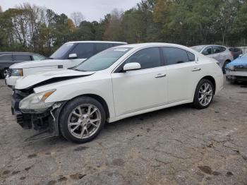  Salvage Nissan Maxima