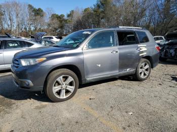  Salvage Toyota Highlander