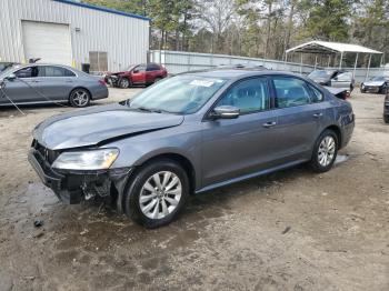  Salvage Volkswagen Passat