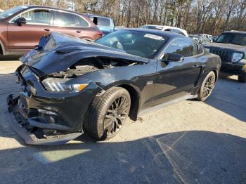  Salvage Ford Mustang