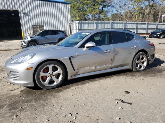  Salvage Porsche Panamera