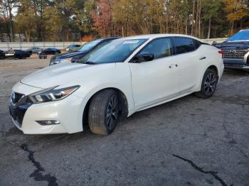  Salvage Nissan Maxima