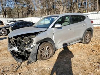  Salvage Hyundai TUCSON