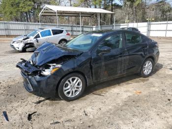  Salvage Toyota Yaris