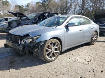  Salvage Nissan Maxima