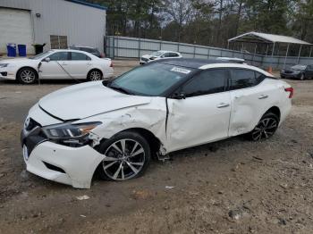  Salvage Nissan Maxima