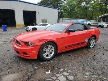  Salvage Ford Mustang