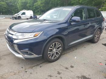  Salvage Mitsubishi Outlander