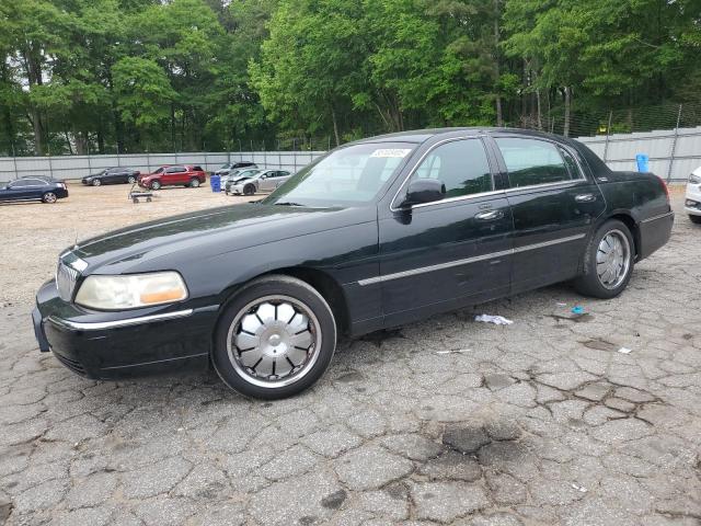  Salvage Lincoln Towncar