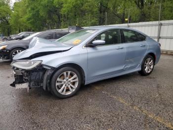  Salvage Chrysler 200
