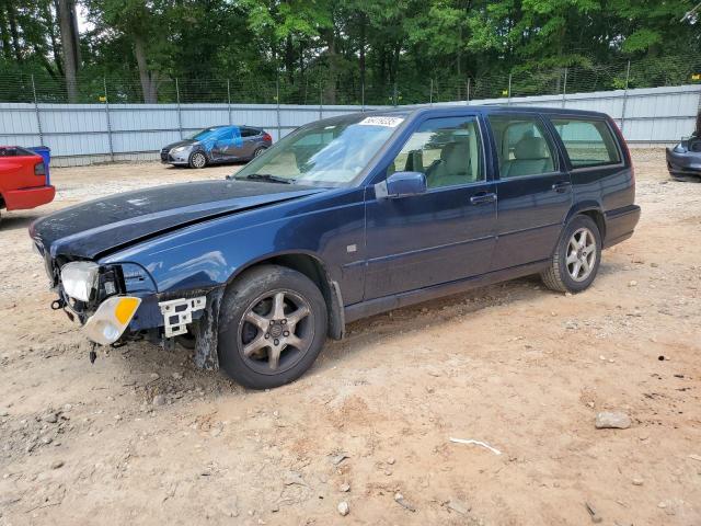  Salvage Volvo V70