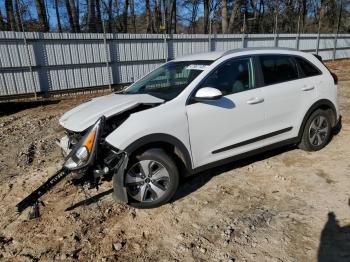  Salvage Kia Niro