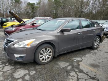  Salvage Nissan Altima
