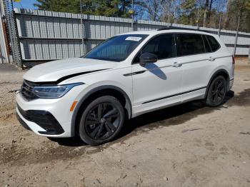  Salvage Volkswagen Tiguan