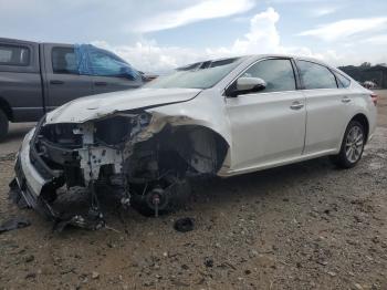  Salvage Toyota Avalon
