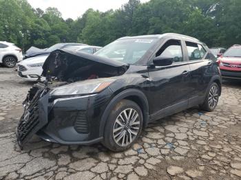  Salvage Nissan Kicks