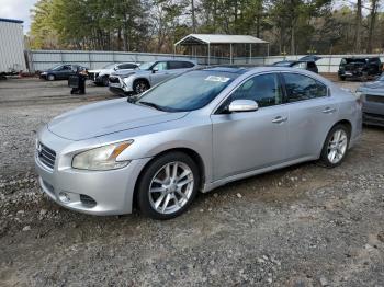  Salvage Nissan Maxima