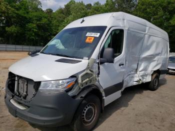  Salvage Mercedes-Benz Sprinter