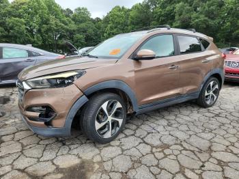  Salvage Hyundai TUCSON