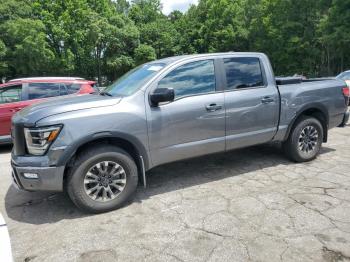  Salvage Nissan Titan